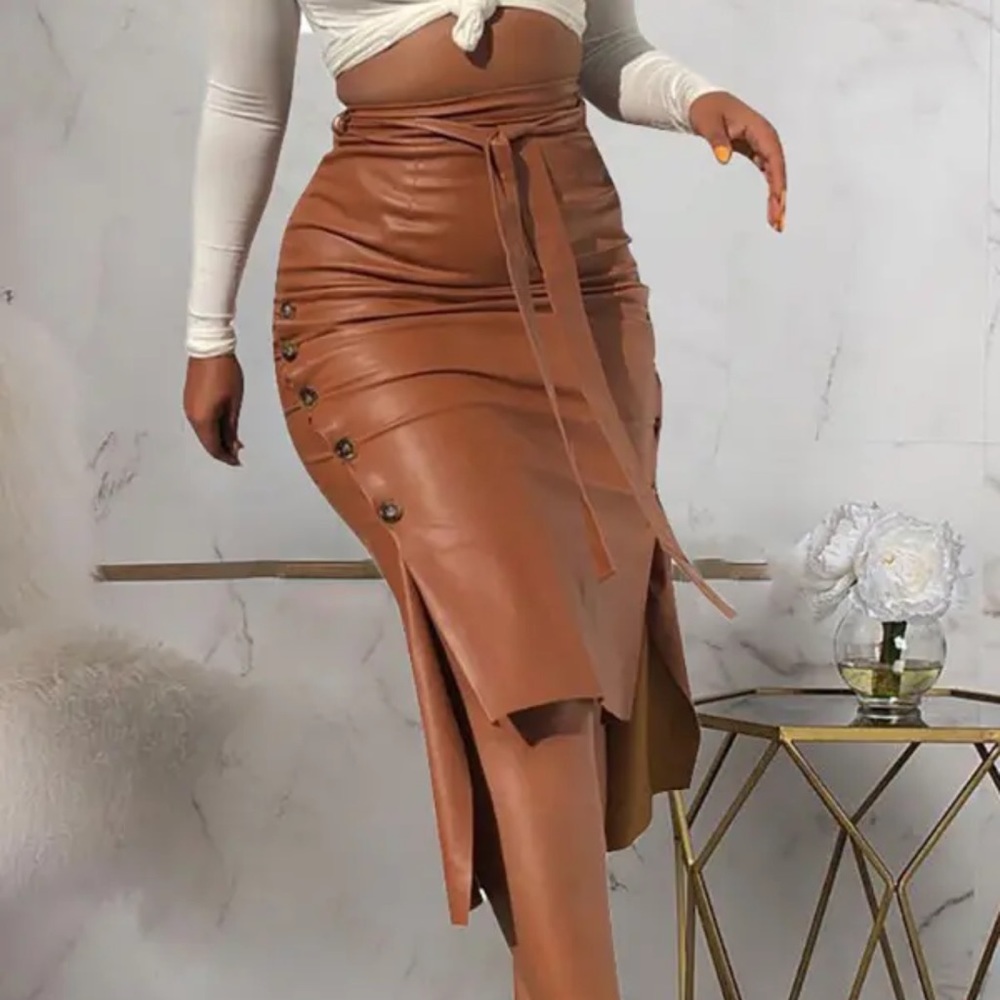 PU Leather Slit Tied Detail Ruched Buttoned Skirt